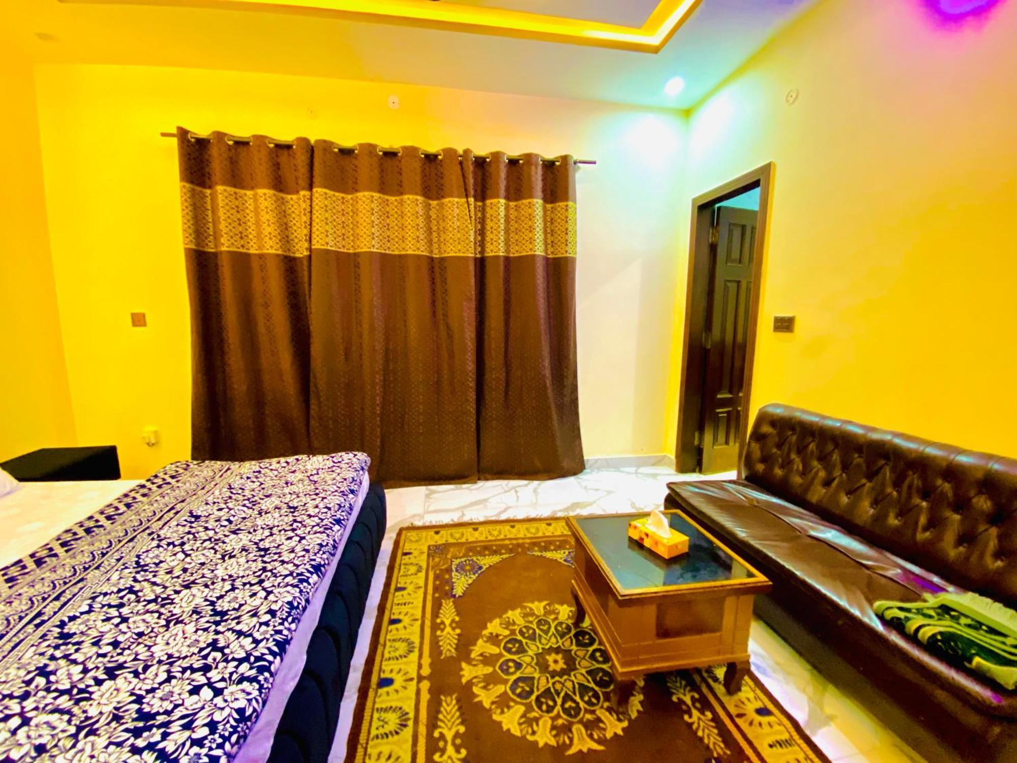 Moonlight Guest House Rawalpindi Eksteriør bilde